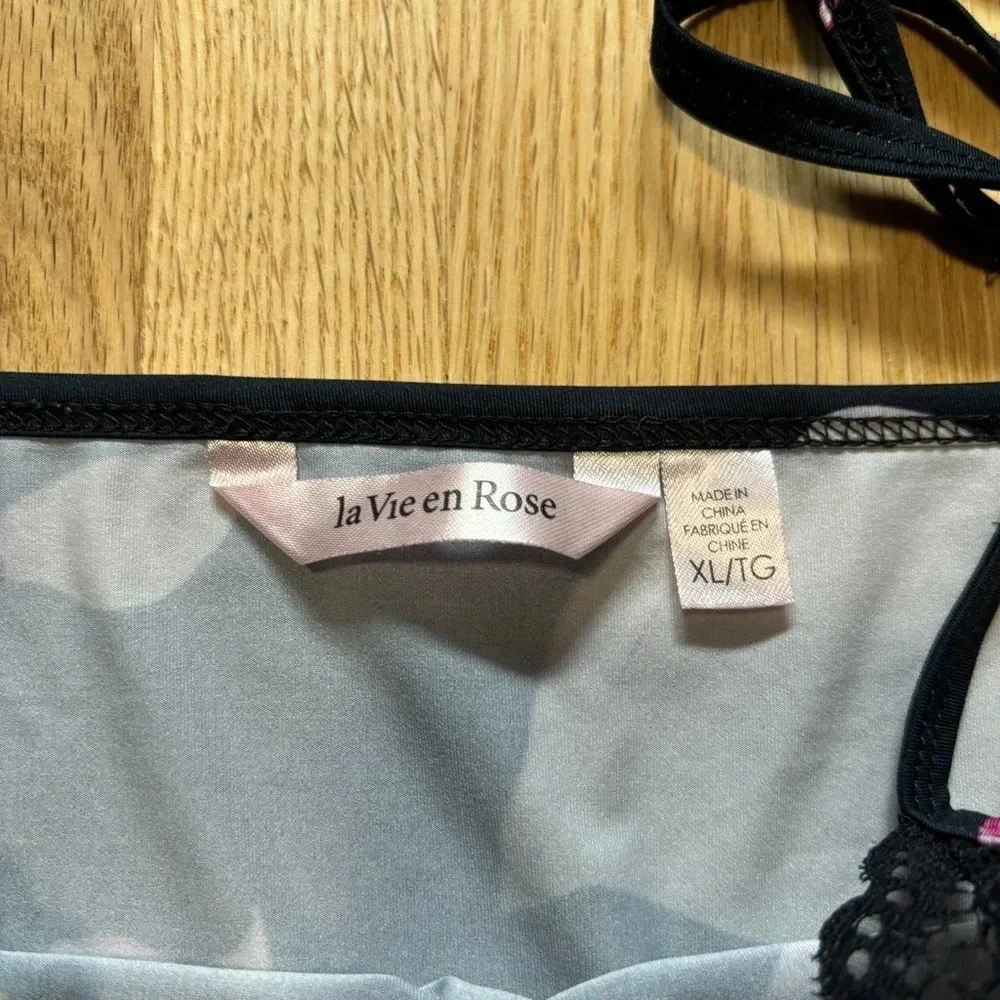 La Vie En Rose Silky Spaghetti Strap Floral Tops - Picture 6 of 7